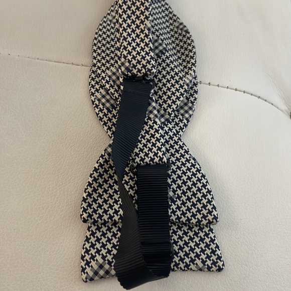 Turnbull & Asser bow tie black and white - Picture 3 of 3